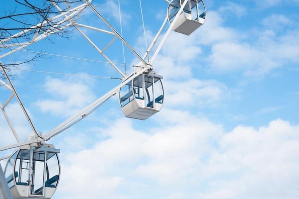 La science derrière un regard captivant : Découvrez les secrets de l'attraction visuelle !